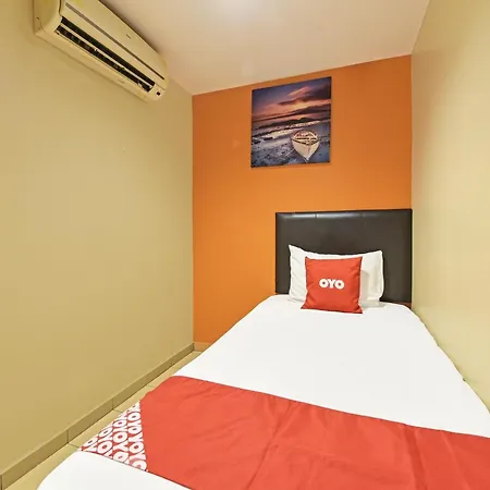 Oyo 90732 New Hotel 33-2